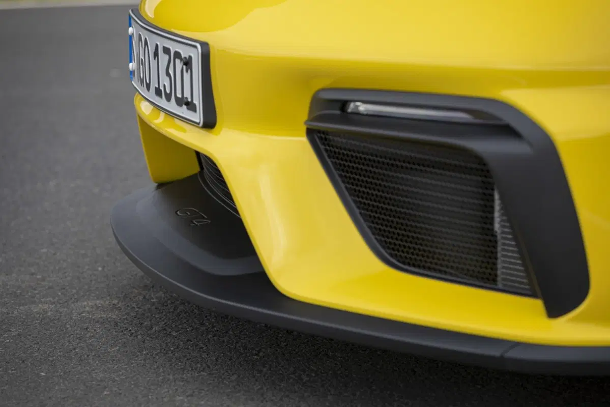 Porsche 718 Cayman GT4, in pista con il flat six aspirato (35)