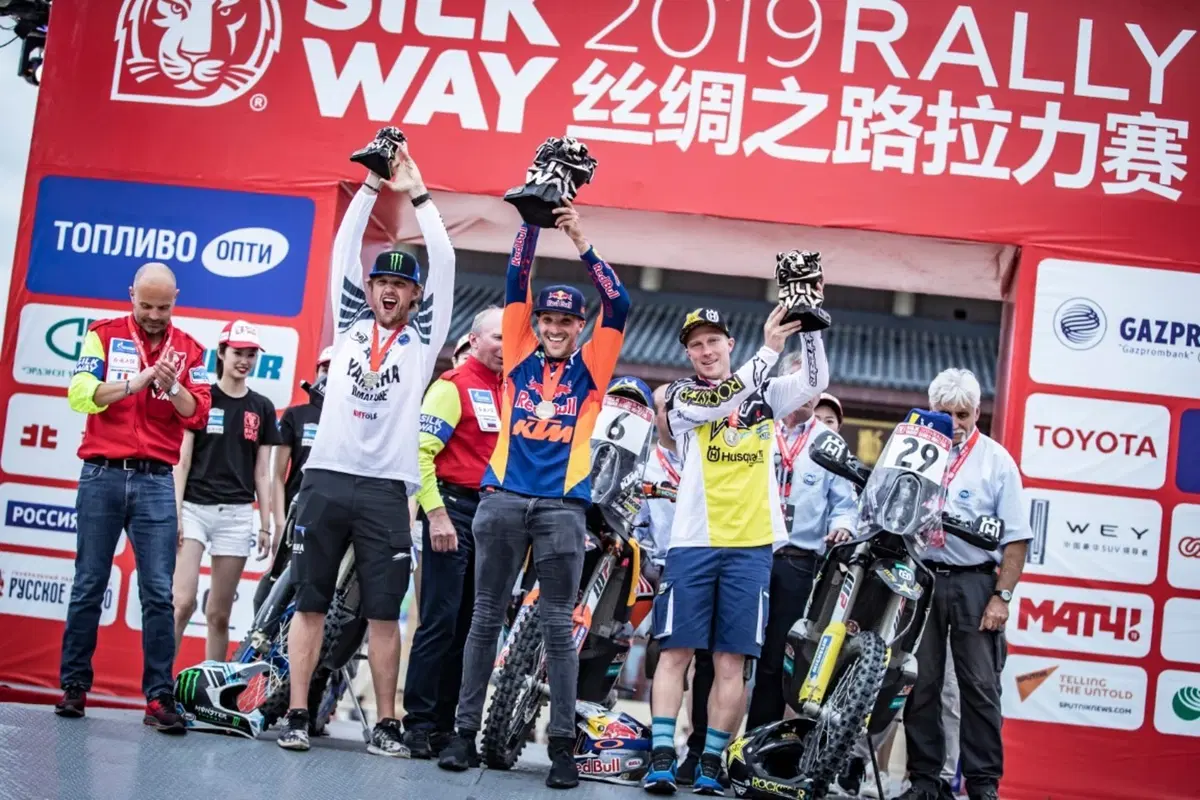 Silk Way Rally 2019. Al-Attyah (Toyota), Sunderland (KTM), Shibalov (Kamaz): le Tigri Bianche (6)