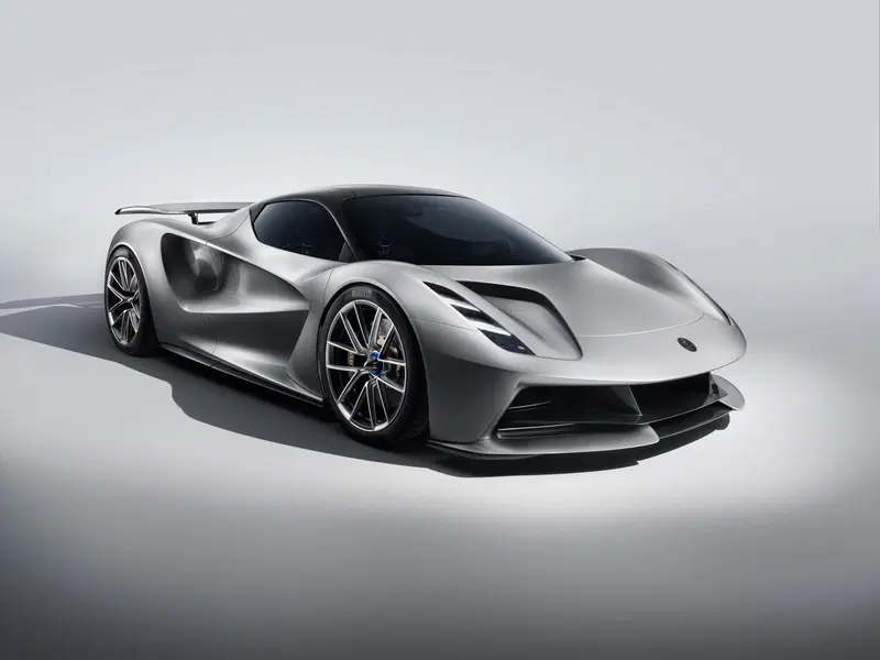 Lotus Evija, svelata l'hypercar elettrica da 2.000 CV