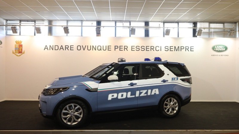 Land Rover Discovery: nuove unit&agrave; per la Polizia di Stato