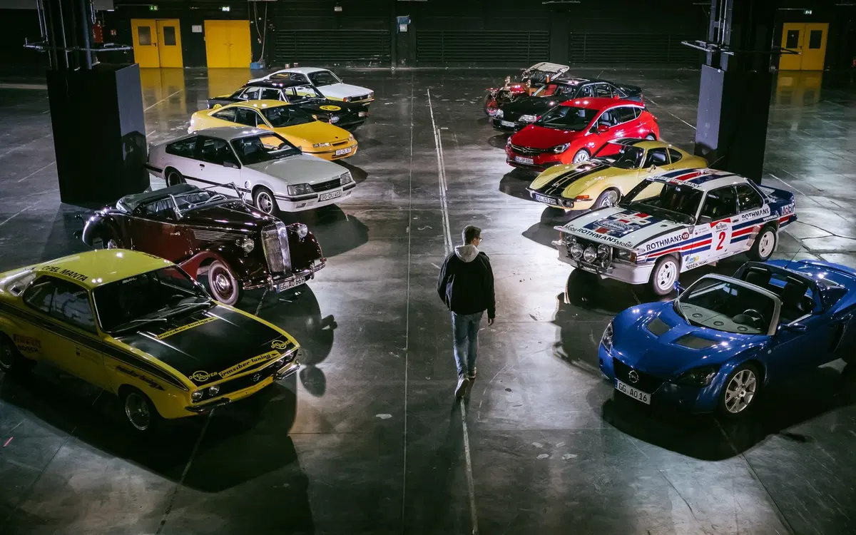 Opel: 120 anni di storia e auto in video (2)