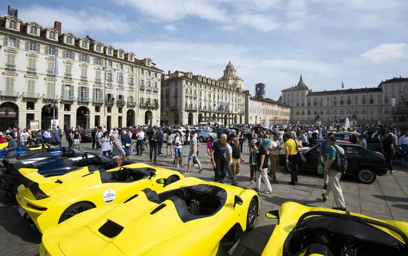 Un'immagine del Salone dell'Auto di Torino al Parco Valentino