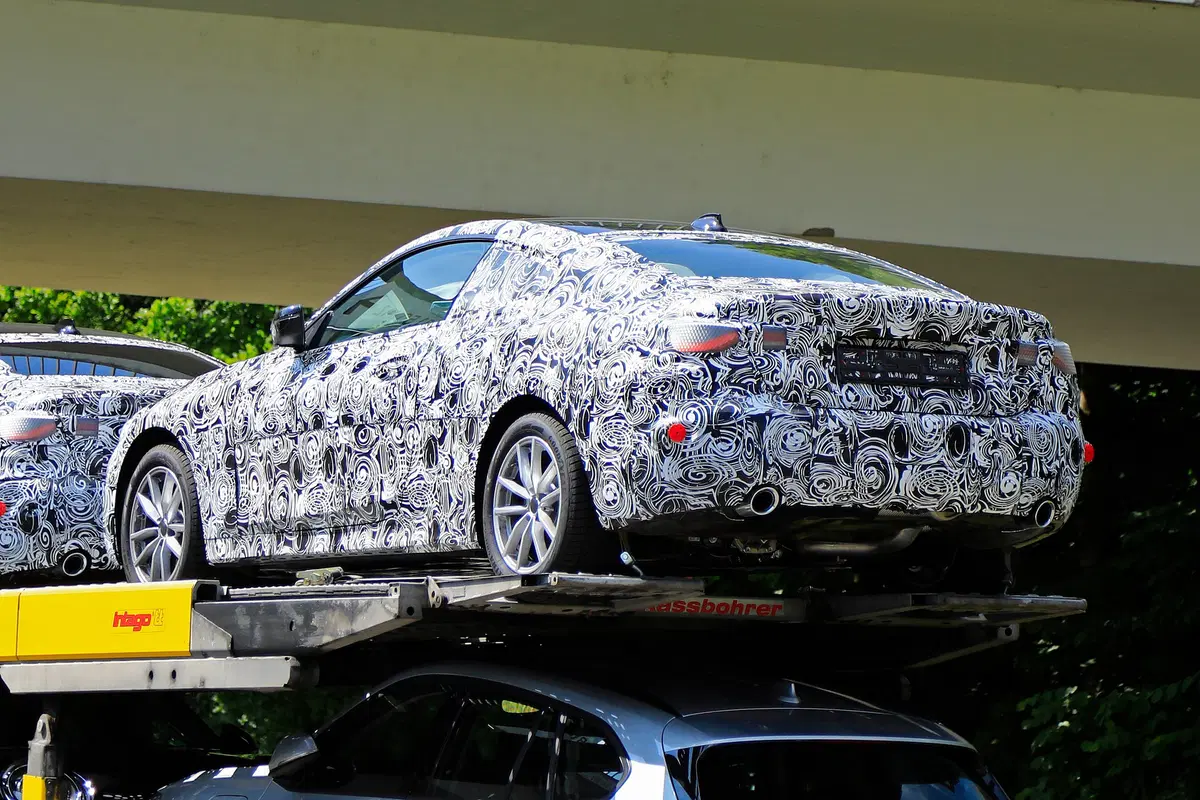 BMW Serie 4 Coupé, le foto spia  (3)