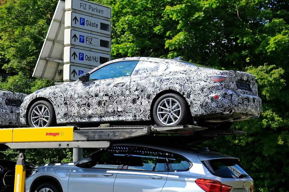 BMW Serie 4 Coupé, le foto spia  (7)