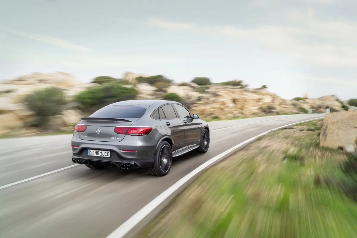 Mercedes-AMG GLC 43: ancora più CV per il SUV sportivo (13)