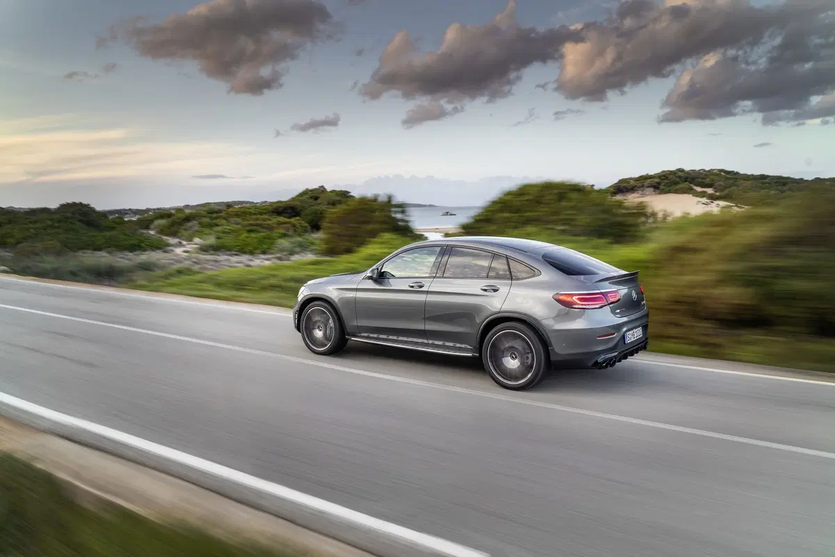 Mercedes-AMG GLC 43: ancora più CV per il SUV sportivo (9)
