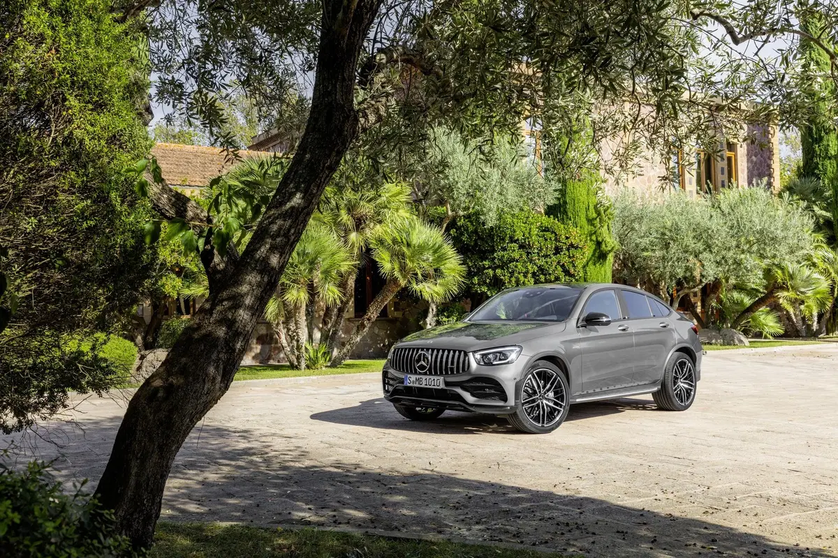 Mercedes-AMG GLC 43: ancora più CV per il SUV sportivo (23)