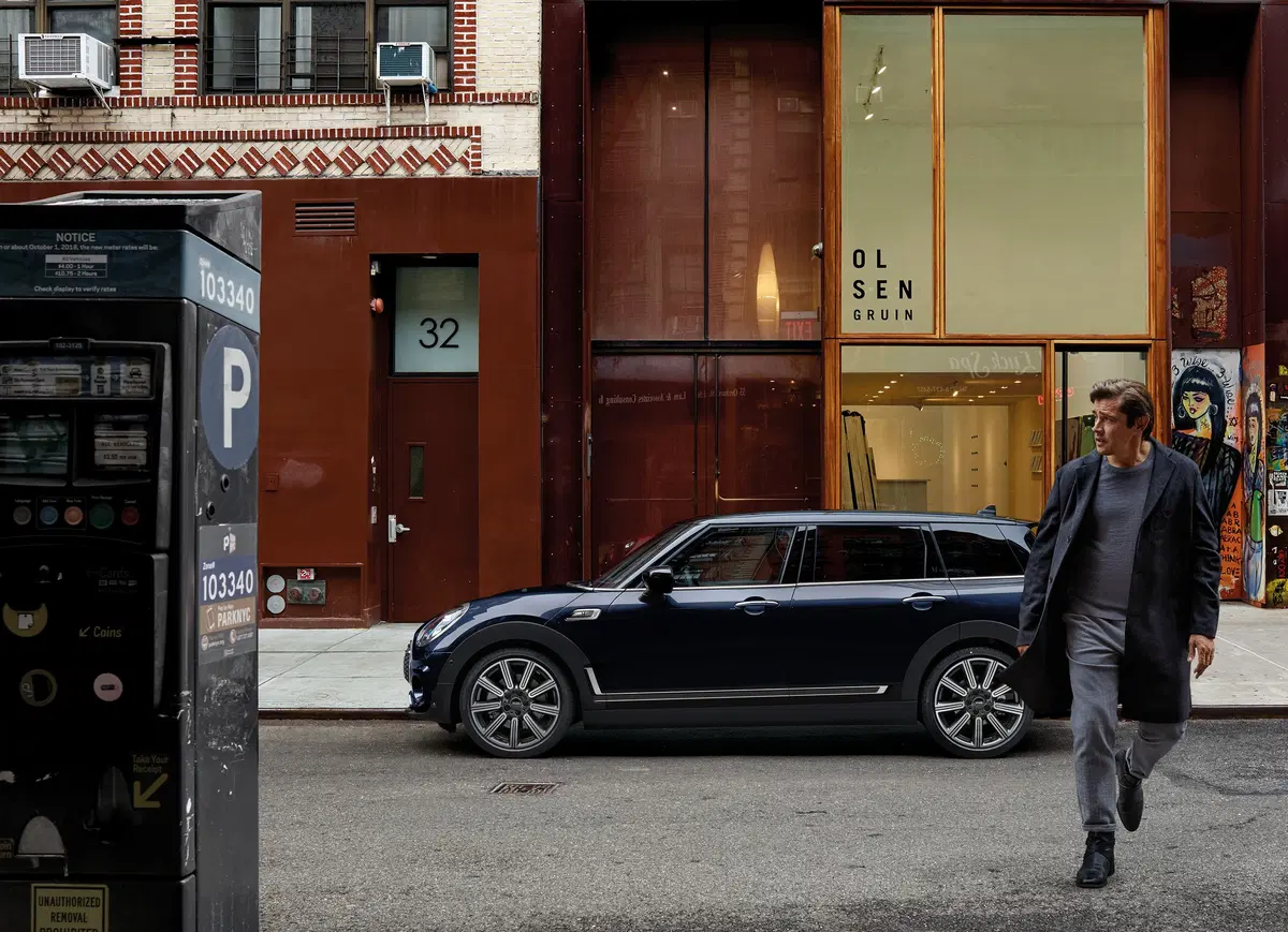 Mini Clubman, arriva la Mayfair Edition (2)