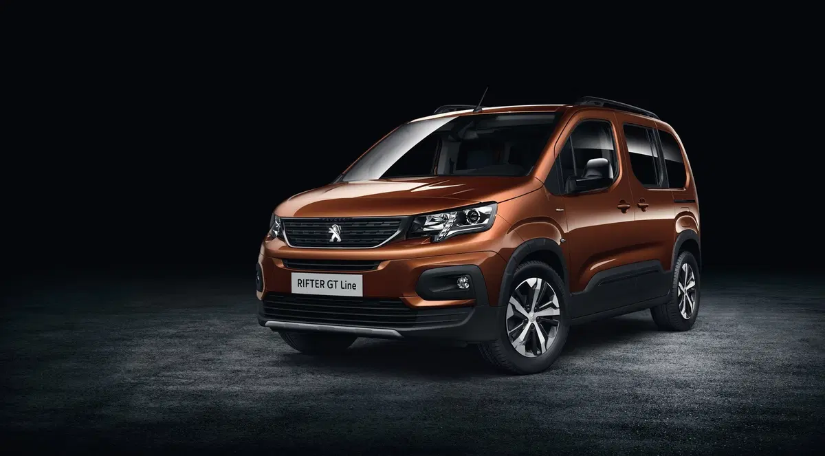 Peugeot Rifter: arriva il benzina 130 CV con l’automatico EAT8 (2)