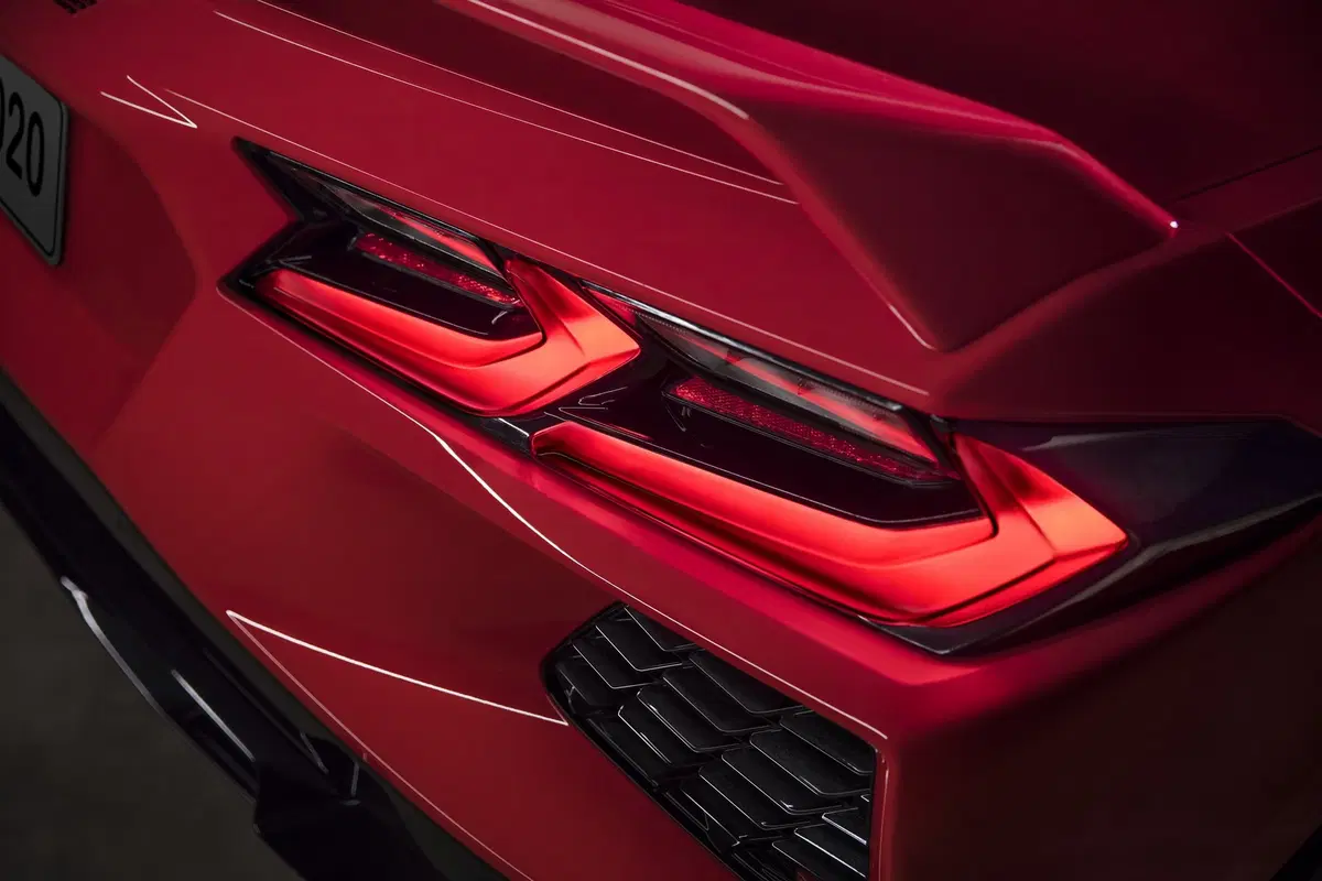 Corvette Stingray 2020: foto e dati della prima con il motore centrale (7)