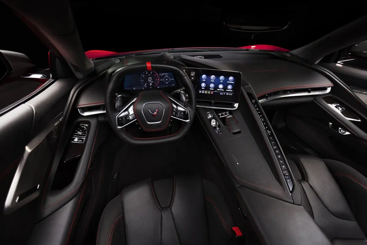 Corvette Stingray 2020: foto e dati della prima con il motore centrale (10)