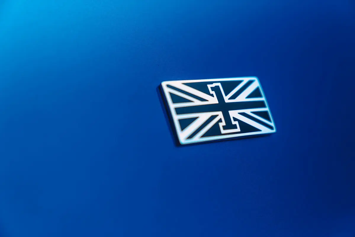 Bentley Flying Spur First Edition: infinite personalizzazioni (5)