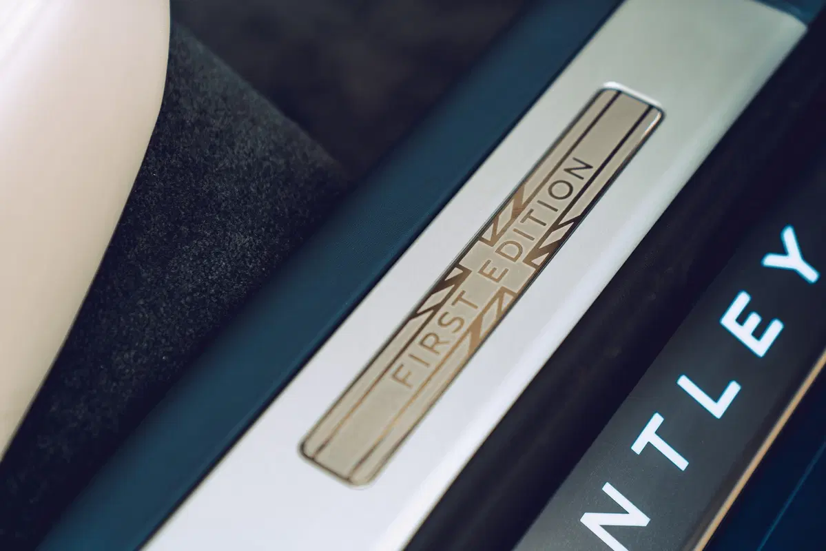 Bentley Flying Spur First Edition: infinite personalizzazioni (3)