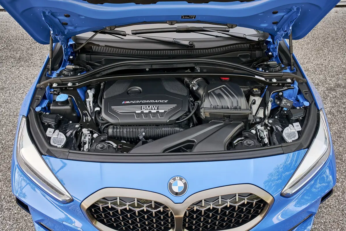 BMW Serie 1 M135i xDrive 2019: parliamone!
