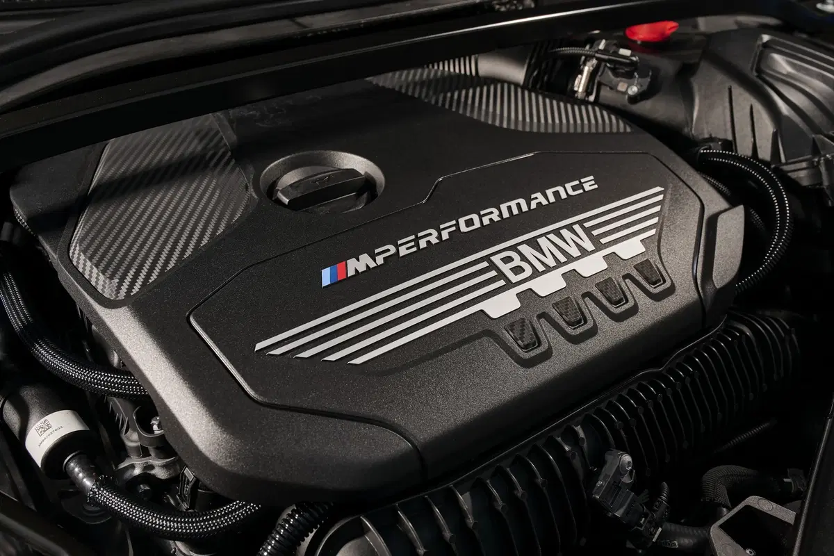 BMW Serie 1 M135i xDrive 2019: parliamone! (5)