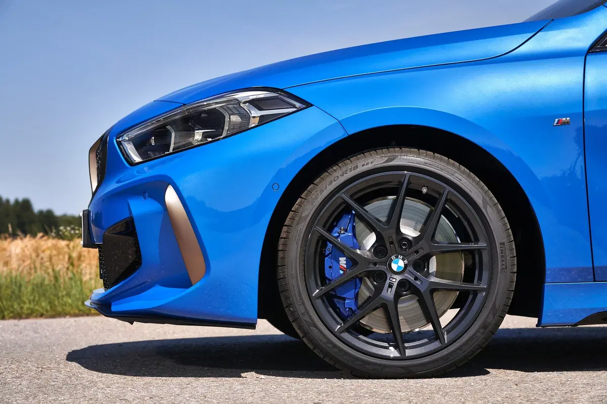 BMW Serie 1 M135i xDrive 2019: parliamone! (3)