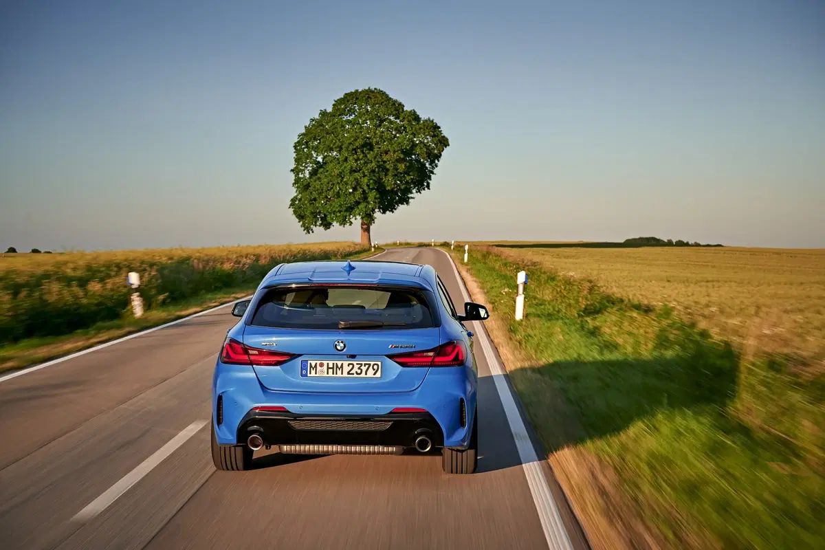 Altra vittima illustre dei tempi, BMW: addio Serie 1? (14)