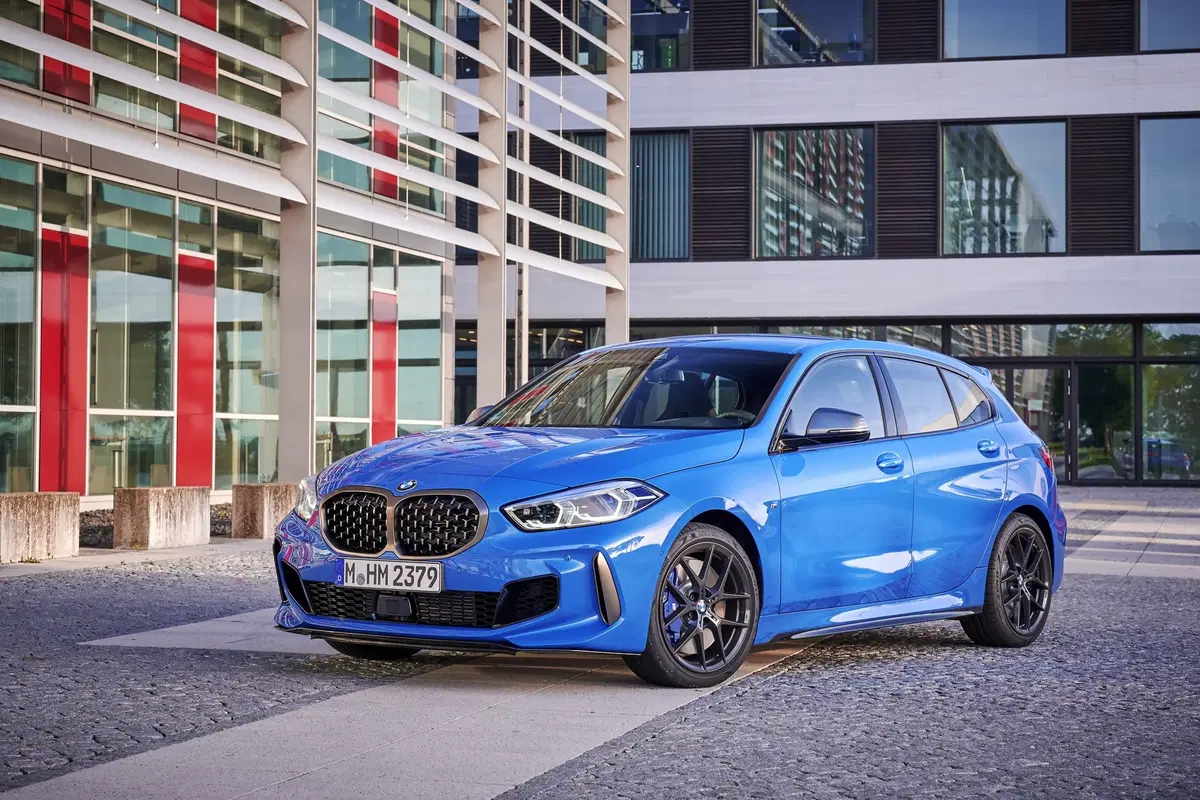Altra vittima illustre dei tempi, BMW: addio Serie 1? (15)