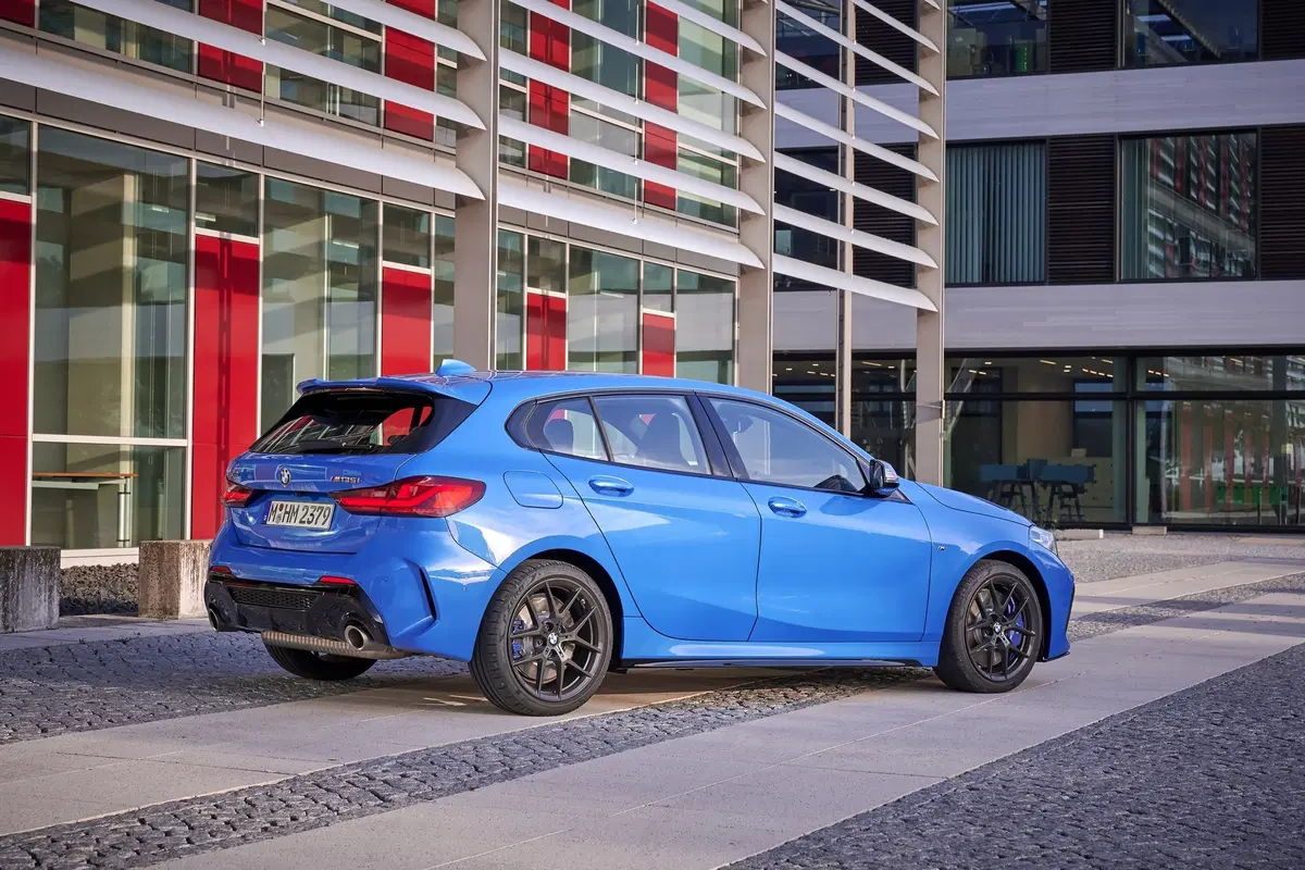 Altra vittima illustre dei tempi, BMW: addio Serie 1? (18)