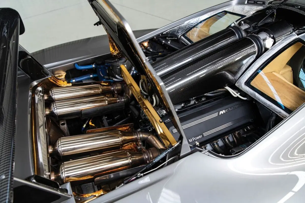 McLaren F1: una delle più rare all’asta a Pebble Beach 2019 (4)