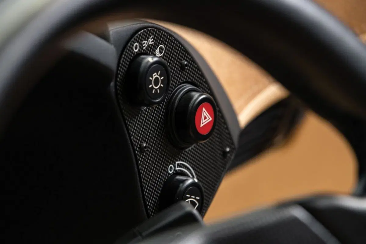 McLaren F1: una delle più rare all’asta a Pebble Beach 2019 (32)