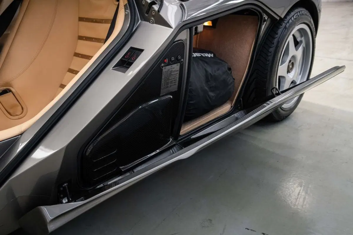 McLaren F1: una delle più rare all’asta a Pebble Beach 2019 (35)