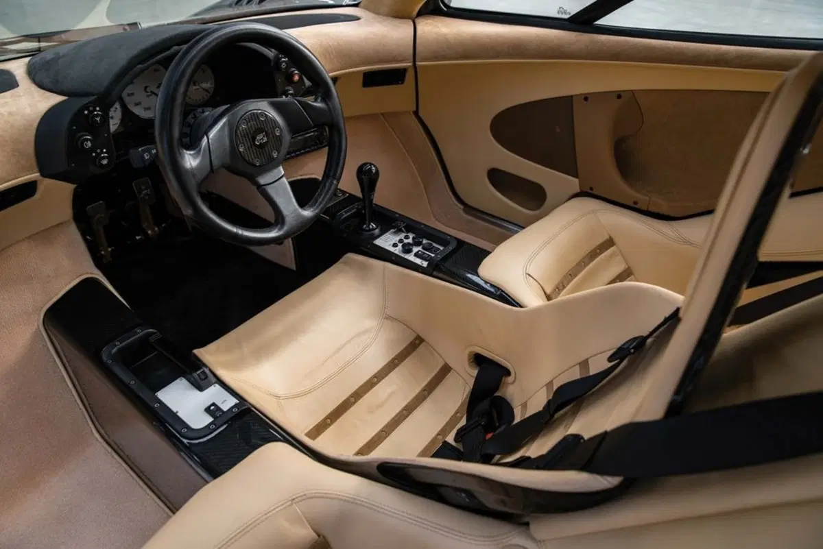 McLaren F1: una delle più rare all’asta a Pebble Beach 2019 (53)