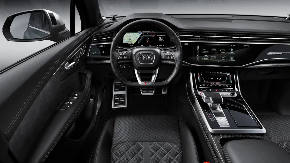Audi SQ7, svelato il restyling (13)