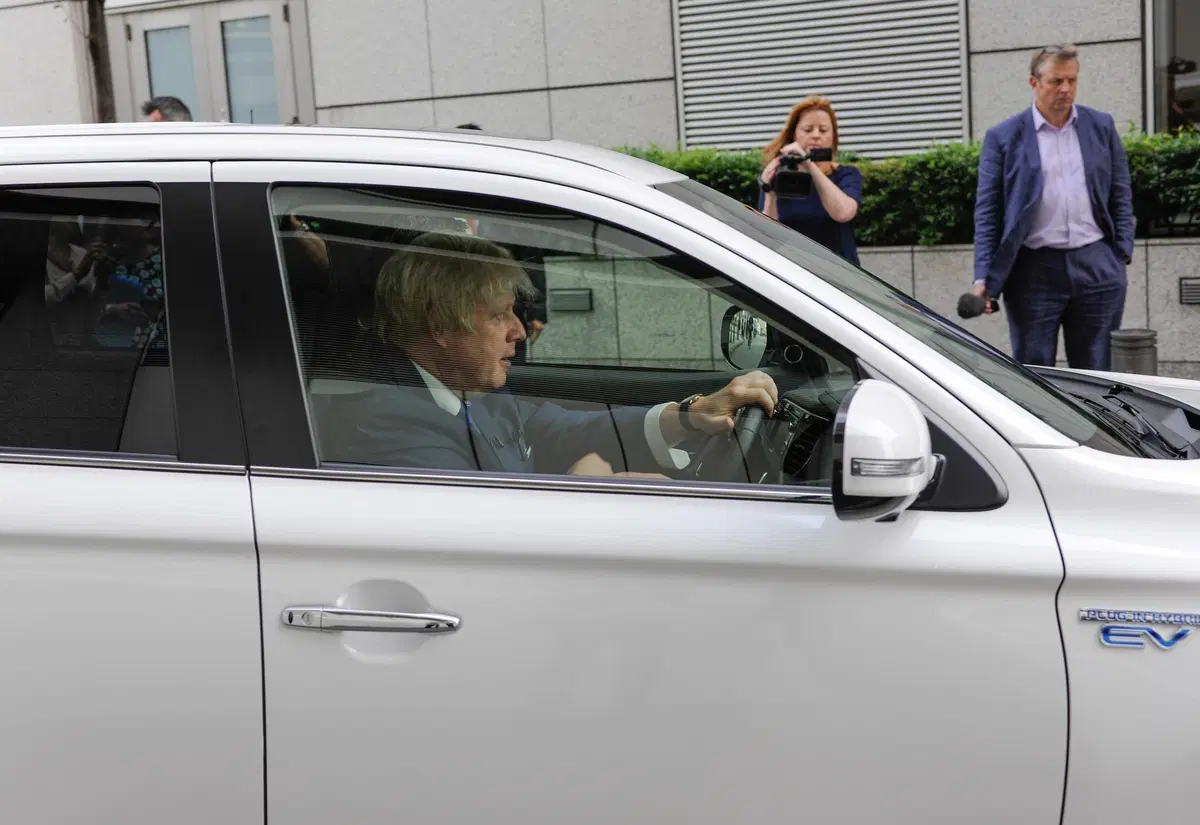 Boris Johnson e la Ferrari F430, un test drive sopra le righe... (5)