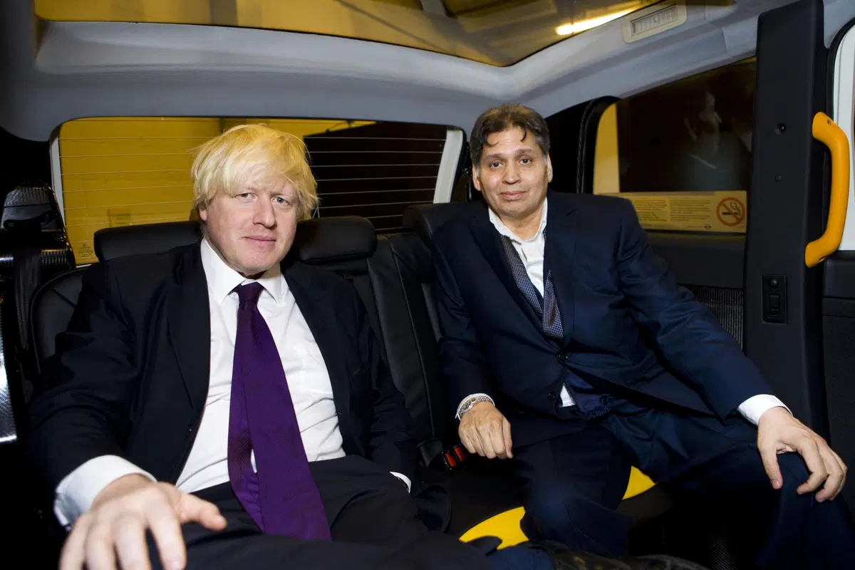 Boris Johnson e la Ferrari F430, un test drive sopra le righe... (8)