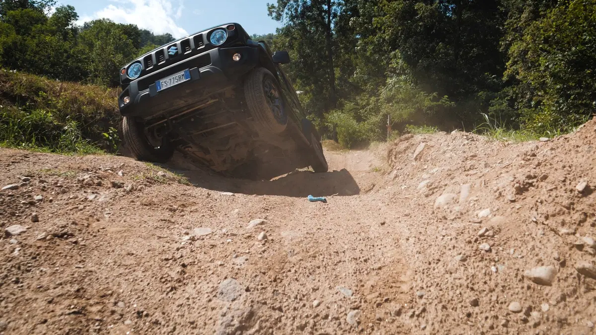 Suzuki LJ20 vs Jimny. La sfida impossibile (6)