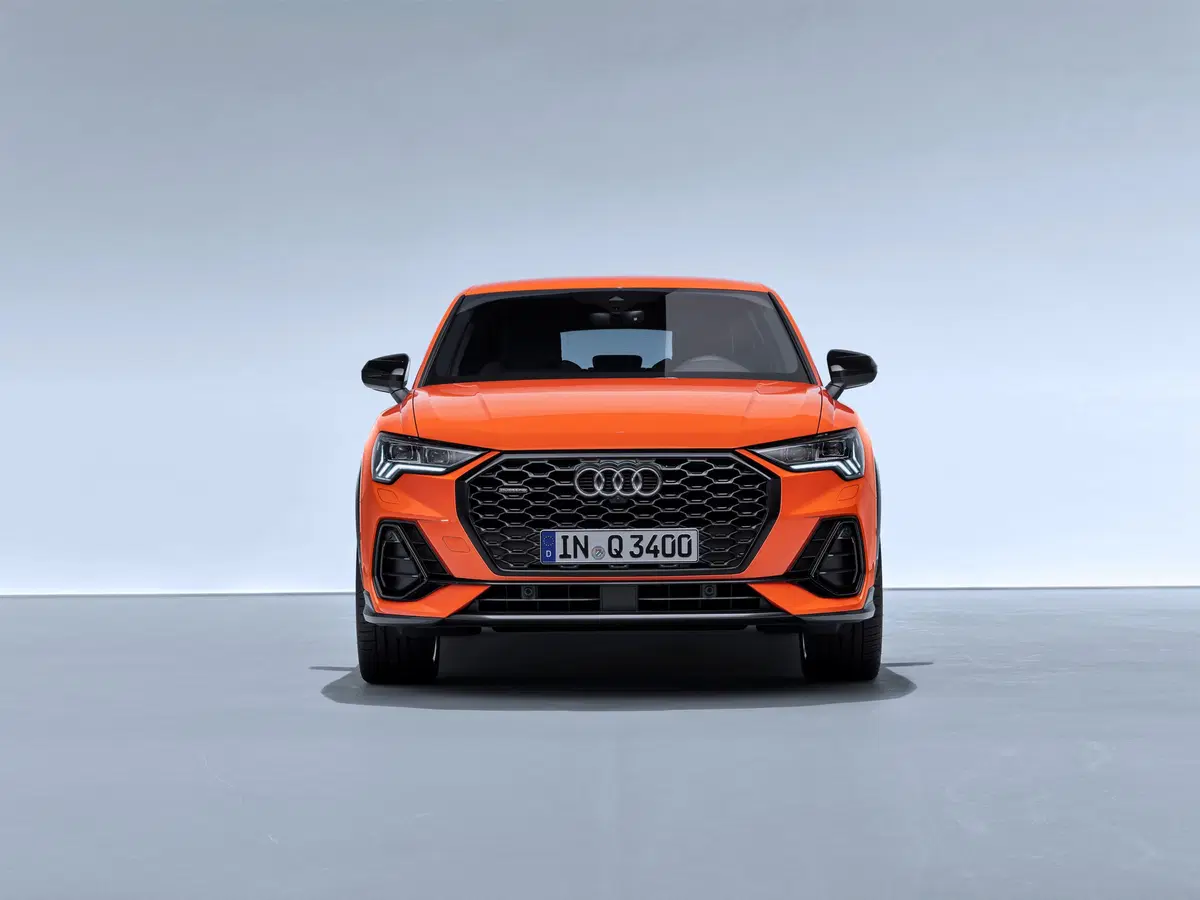 Audi Q3 Sportback, svelato il SUV coupé dei Quattro Anelli (7)