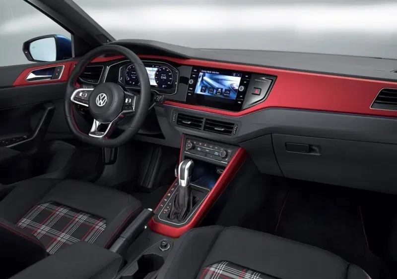 Volkswagen Polo (2017-->>) (43)