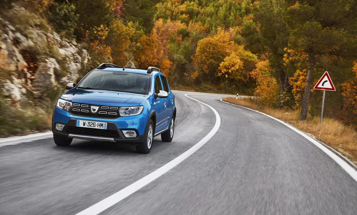 Dacia Sandero 1.0 SCe 12V 75CV Essential (3)