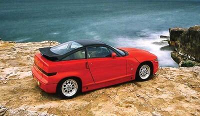 Buon compleanno SZ: trenta anni dalla nascita della rara Alfa Romeo coup&eacute;