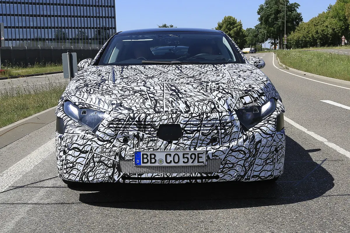 Mercedes EQS, le foto spia  (10)