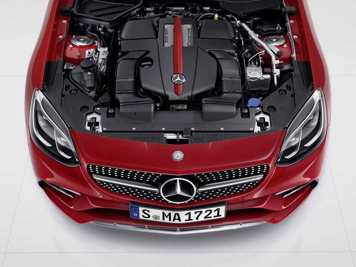 Mercedes-AMG SLC 43 [Video] (24)
