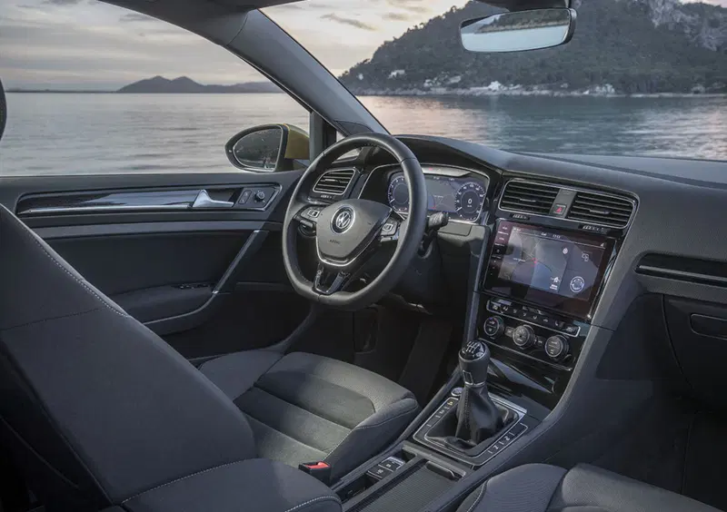 Volkswagen Golf (2014-17) (15)