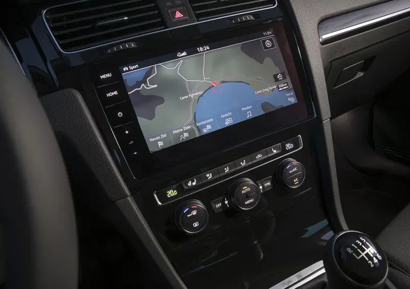 Volkswagen Golf (2014-17) (18)