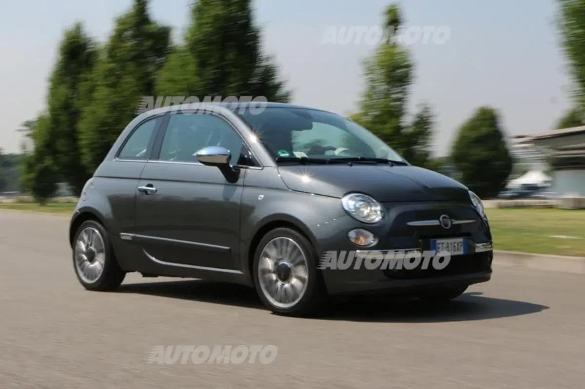 Fiat 500 0.9 TwinAir Turbo 85 CV Mirror (28)