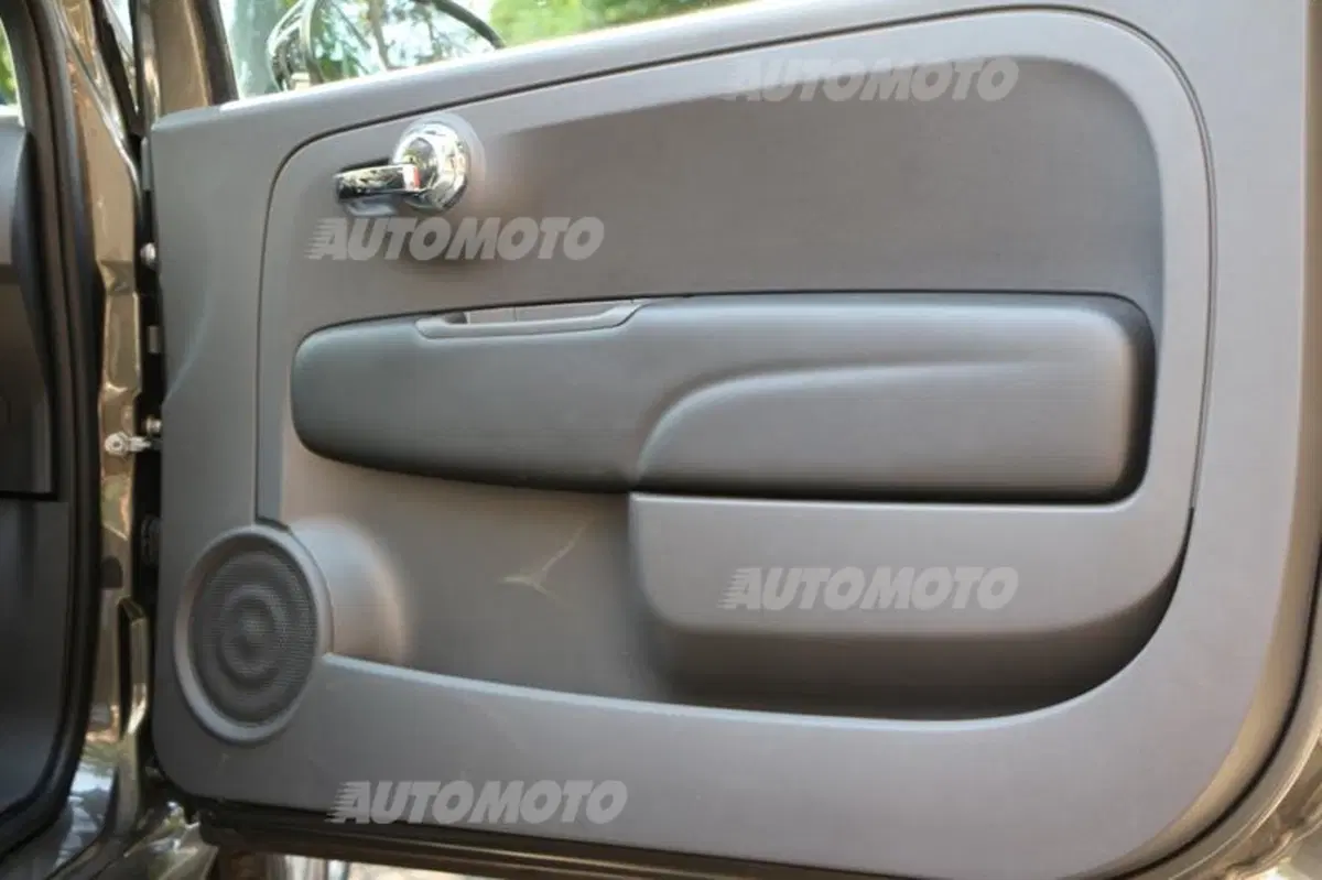 Fiat 500 0.9 TwinAir Turbo 85 CV Mirror (42)