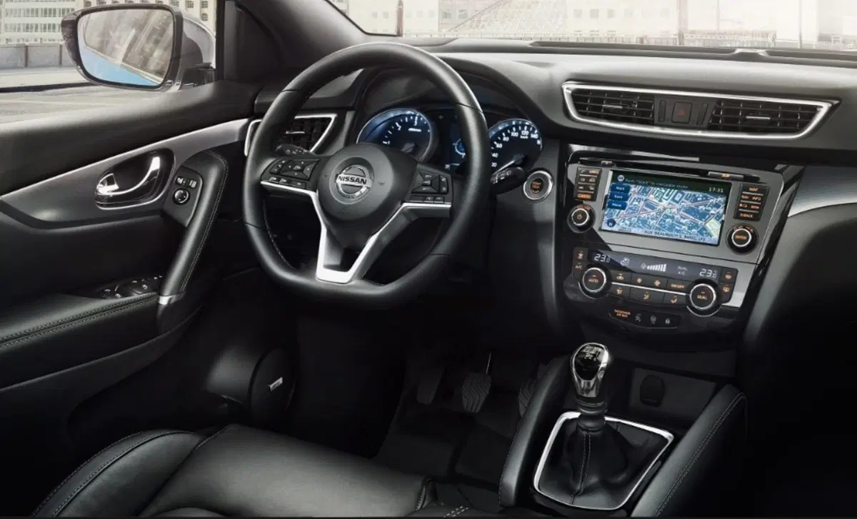Nissan Qashqai 1.3 DIG-T 140 CV N-Tec (37)