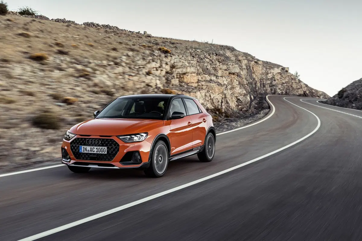 Audi A1 citycarver: il piccolo crossover di Ingolstadt (13)