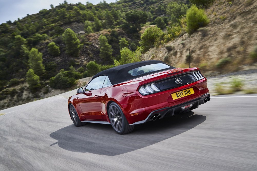La Ford Mustang 2.3 EcoBoost sar&agrave; disponibile anche con il kit Shelby
