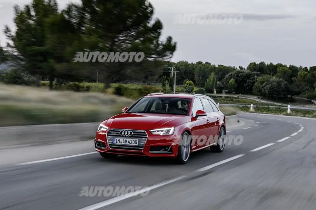 Audi A4 Avant 40 TFSI quattro S tronic Business Advanced (28)