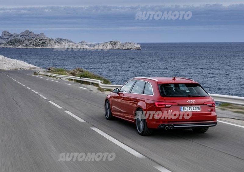 Audi A4 Avant (2015->>) (33)