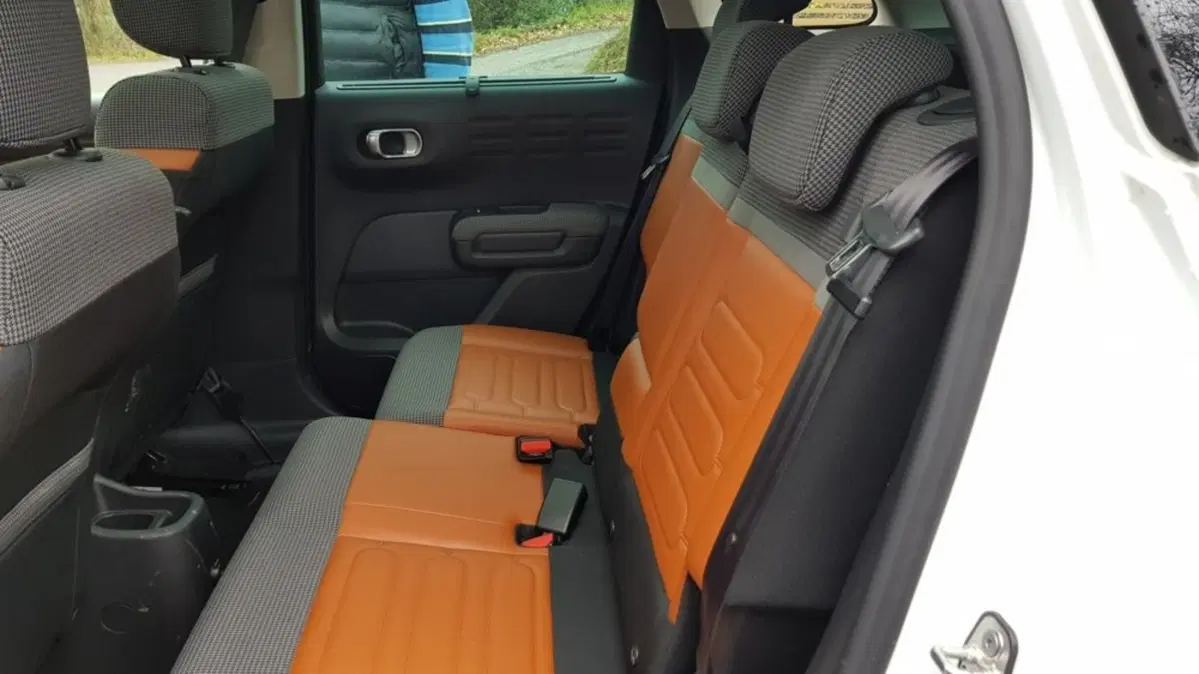 Citroen C3 Aircross BlueHDi 120 S&S EAT6 Feel (39)