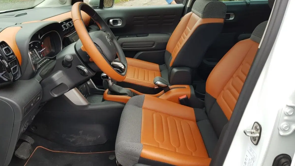 Citroen C3 Aircross BlueHDi 120 S&S EAT6 Feel (38)