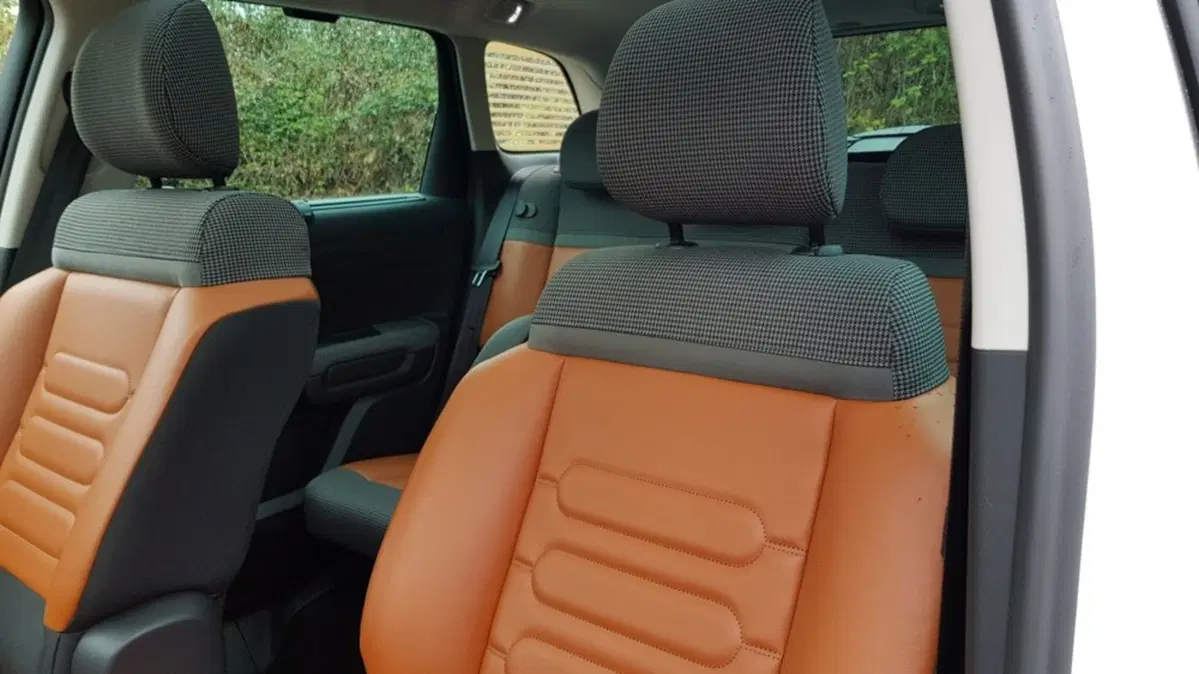 Citroen C3 Aircross BlueHDi 120 S&S EAT6 Feel (47)