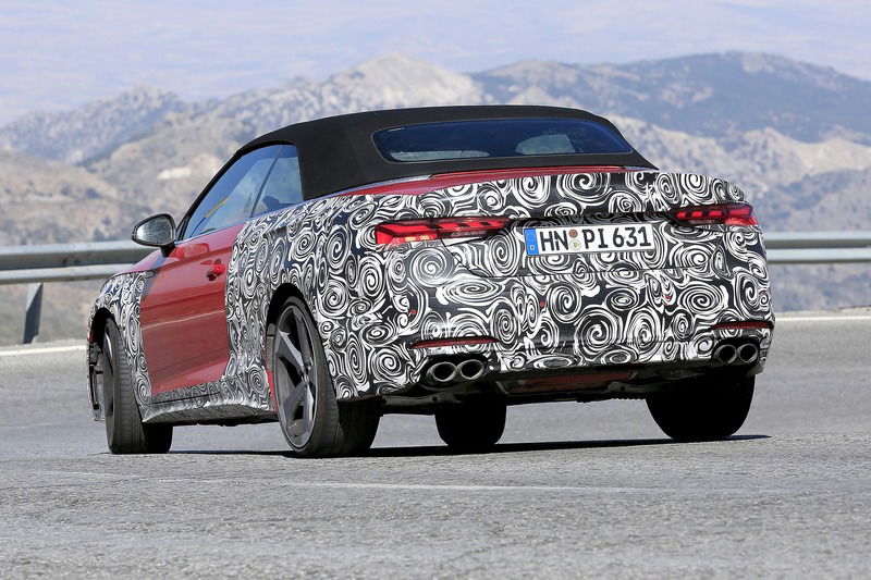 Audi S5: restyling alle porte per la Fastback e la Cabrio